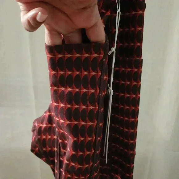 Johnny Was High Waist 7/8 Activewear NWT - Picture 3 of 6